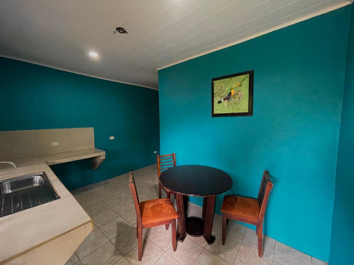 Los Amigos Jungle Hotel Тортугеро Екстер'єр фото