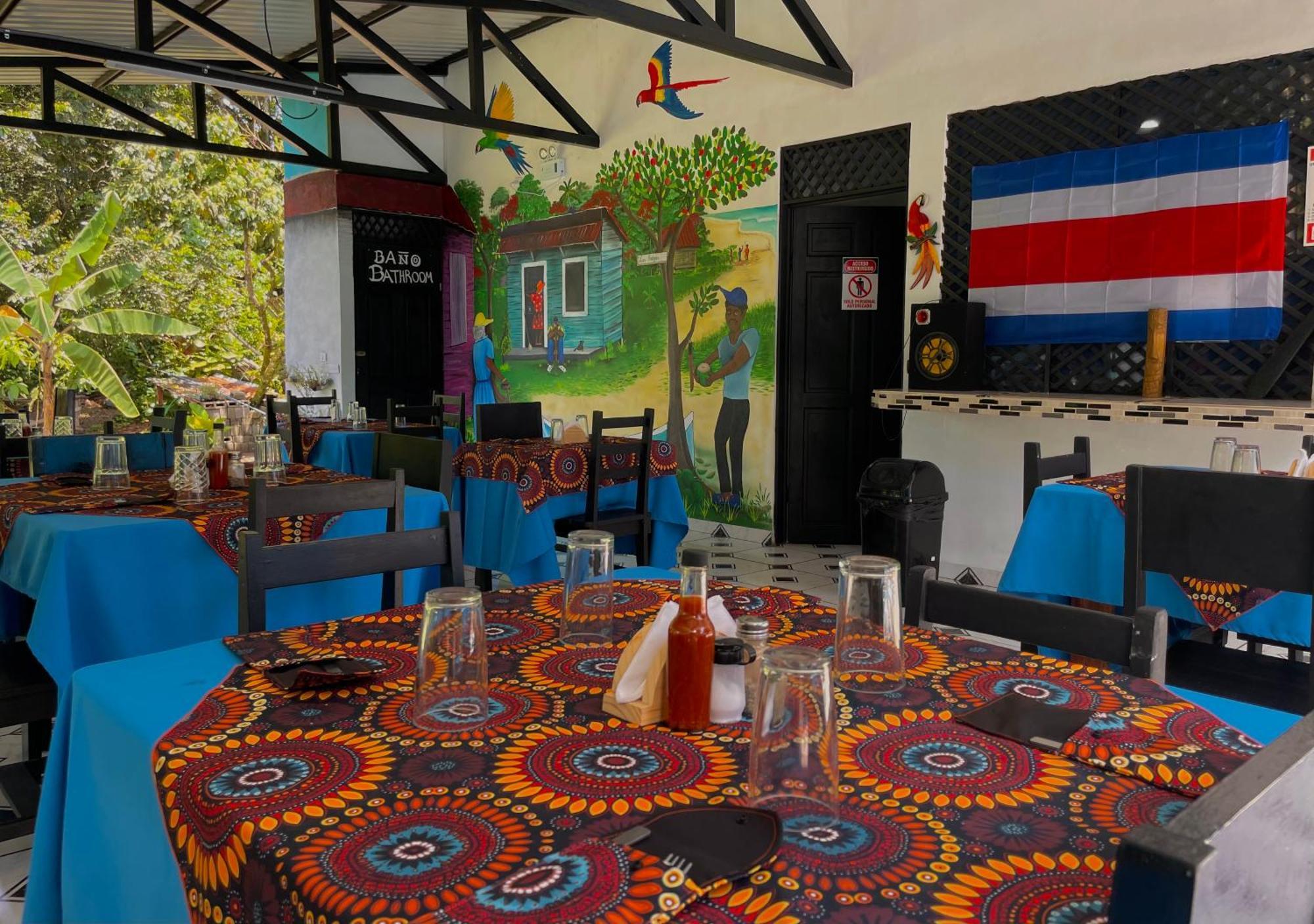 Los Amigos Jungle Hotel Тортугеро Екстер'єр фото
